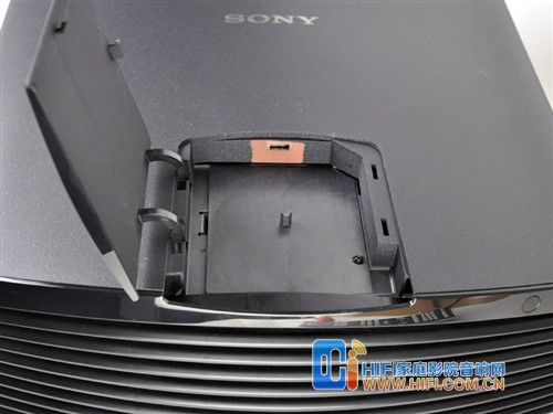  索尼VPL-VW1000ES家庭投影機(jī)